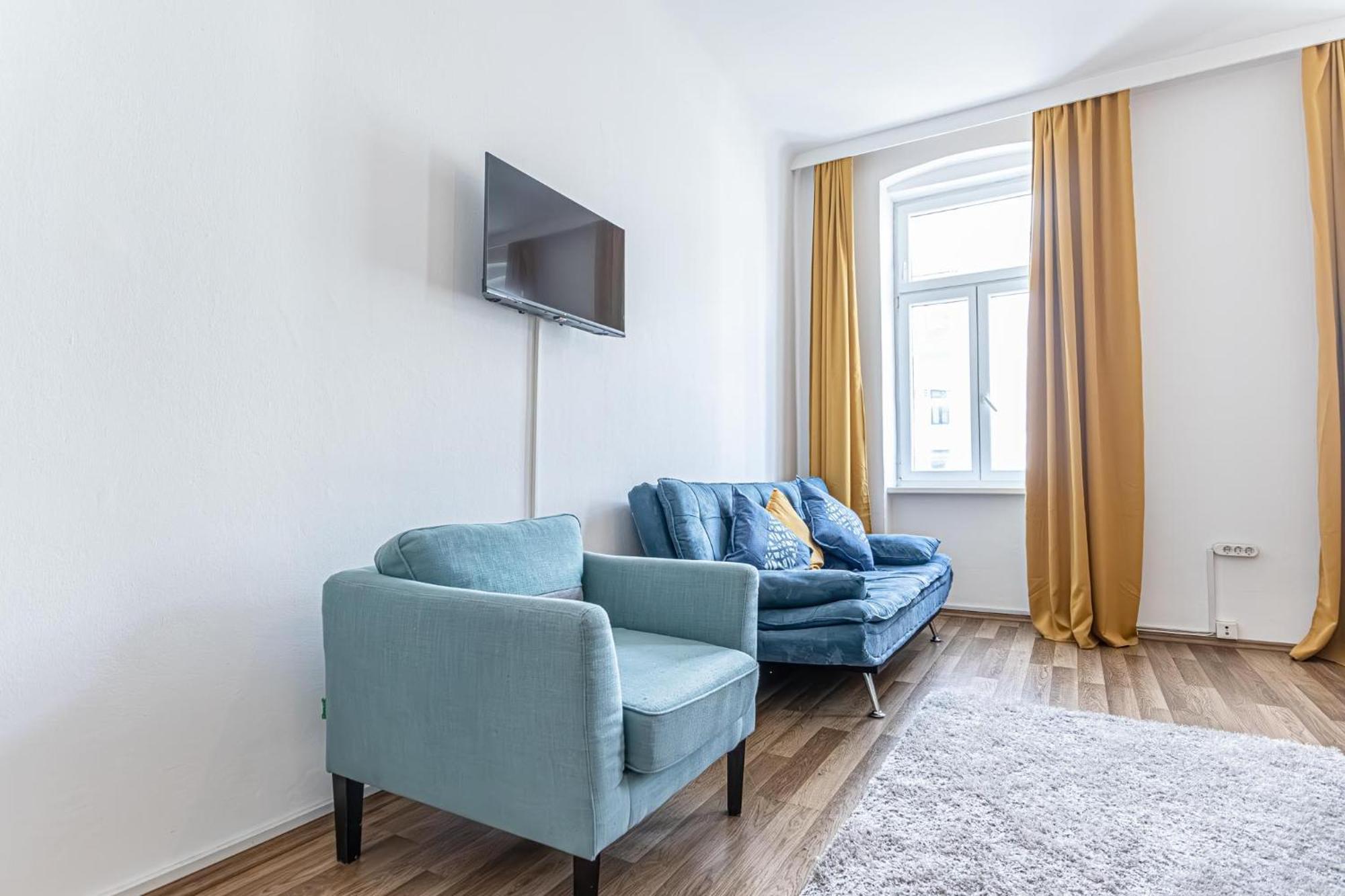 Explore Vienna: 1Br Retreat Near Westbahnhof エクステリア 写真